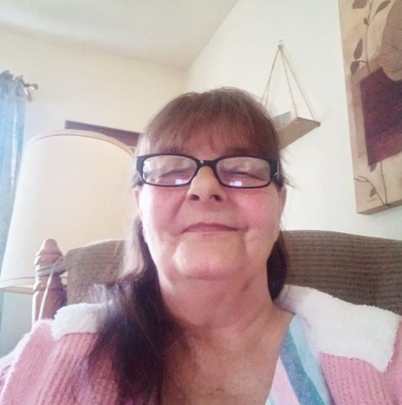 Meet your Posher, Cheryl - Picture 1 of 1